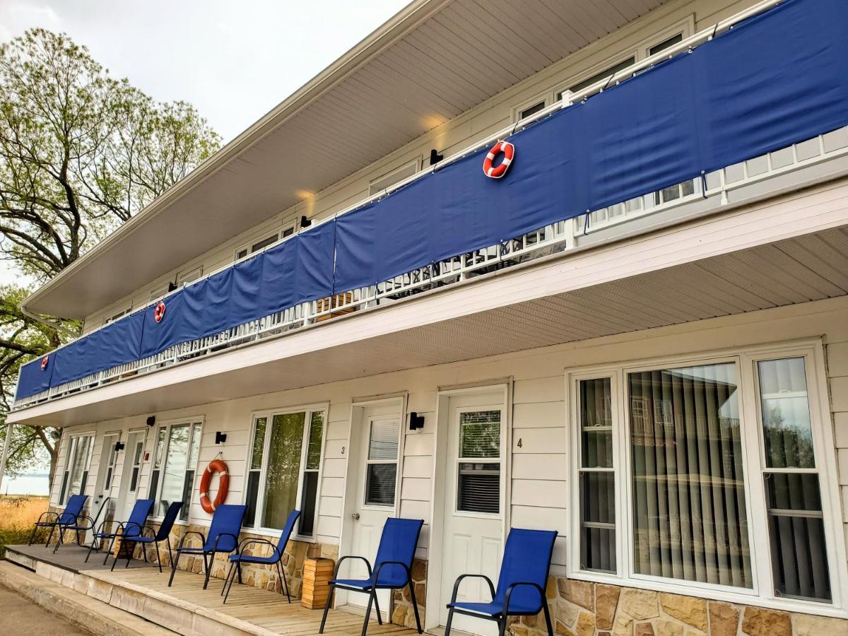 Les Petits Studios Du Bord De L'Eau Saint-Joseph-de-la-Rive Exteriér fotografie